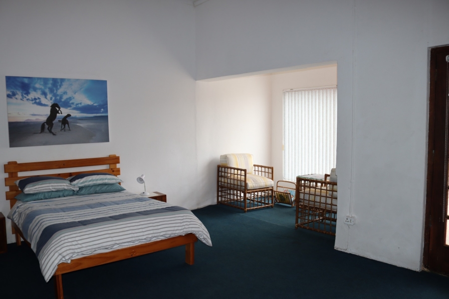 7 Bedroom Property for Sale in Kleinmond Western Cape